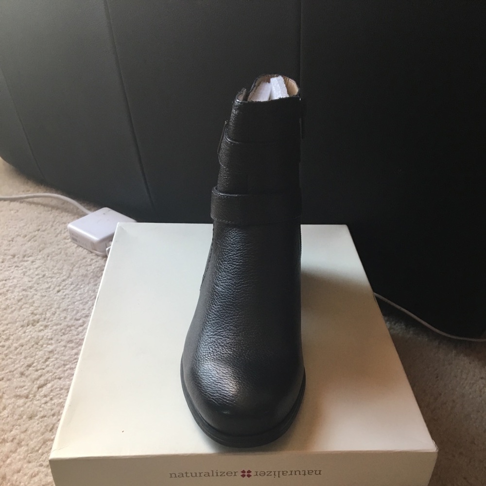 Naturalizer Kepler Black Leather 9.5M